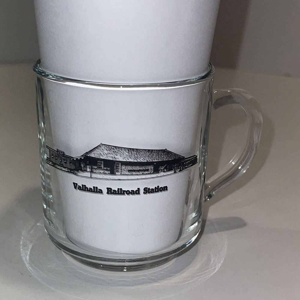 Valhalla‎ Railroad Station Yorkville Federal Savings Bank Clear Glass Mug EUC - Picture 4 of 9